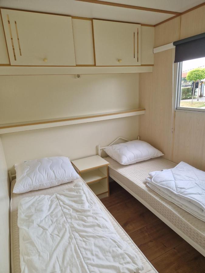 Chalet Veenmeer Tynaarlo מראה חיצוני תמונה